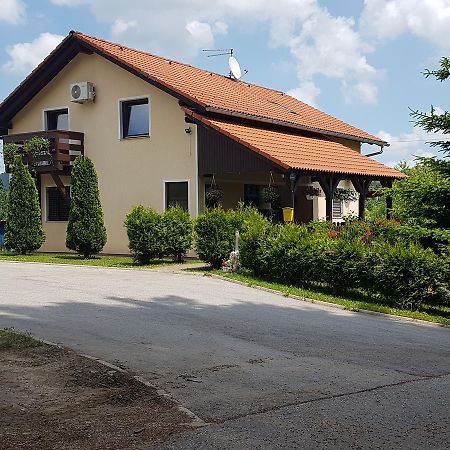 House Petra Leilighet Rakovica Eksteriør bilde