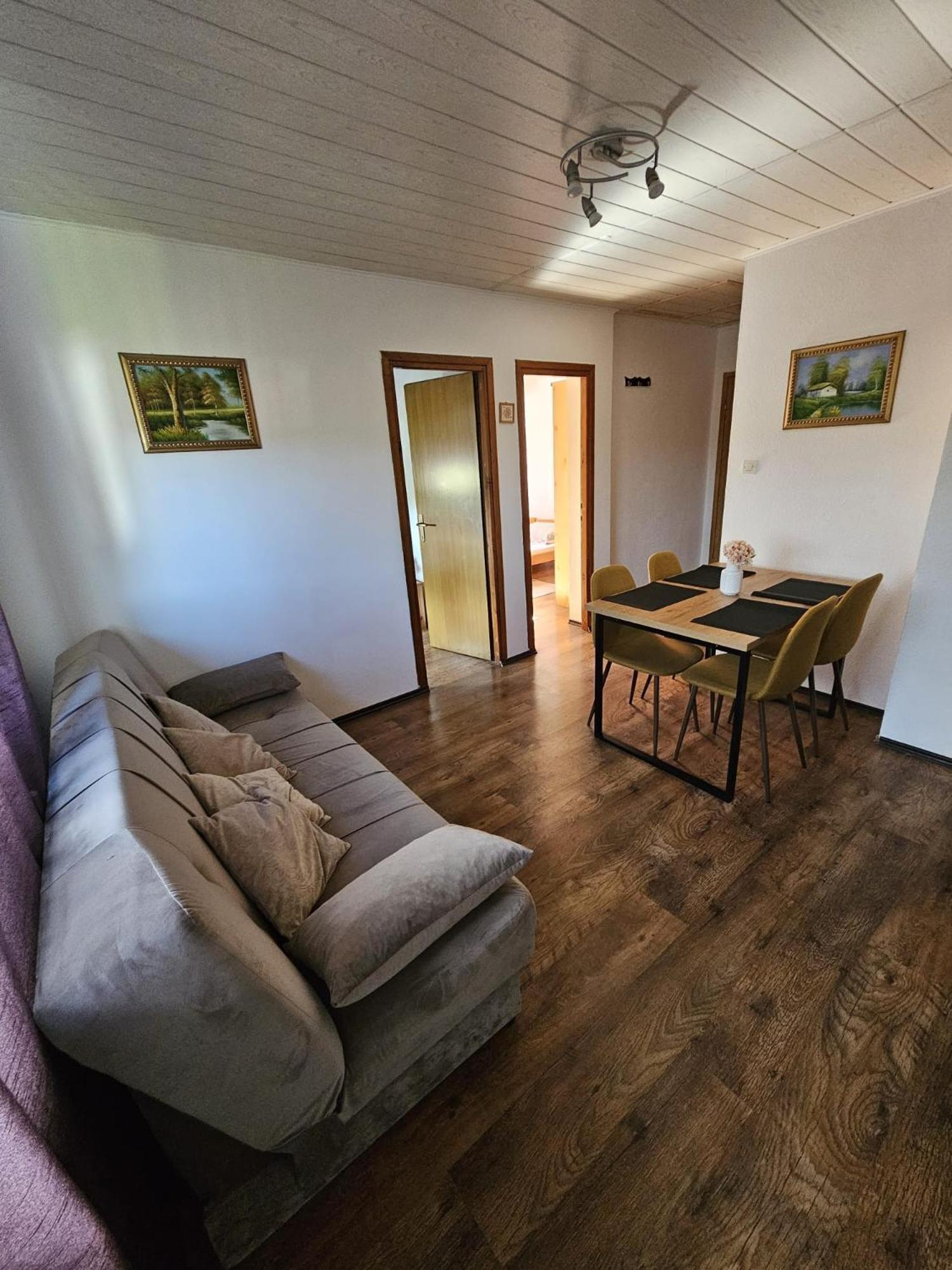 House Petra Leilighet Rakovica Eksteriør bilde